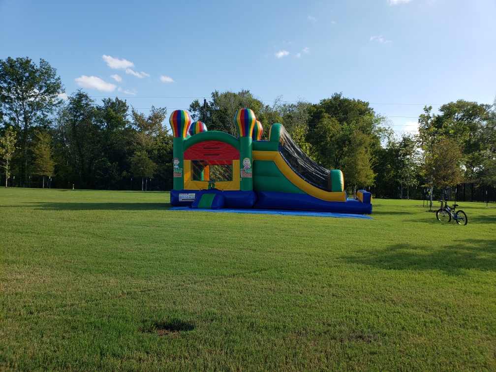 Dry Combo Bounce House